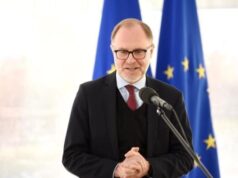 Міністр оборони Латвії подав у відставку через вибухи дронів на нафтобазі Міністр-оборони-Латвії-подав-у-відставку-через-вибухи-дронів-на-нафтобазі