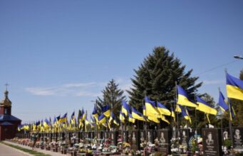 Скільки могил на кладовищі в Гаразджі і хто там спочиває Скільки-могил-на-кладовищі-в-Гаразджі-і-хто-там-спочиває