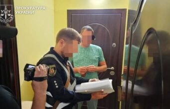 У приватному виші у Запоріжжі зробили «аспірантами» 3 тисячі ухилянтів У-приватному-виші-у-Запоріжжі-зробили-«аспірантами»-3-тисячі-ухилянтів