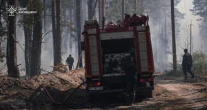 Пожежа у Чорнобильській зоні: рівень радіації в нормі Радіаційний-фон-на-тлі-пожежі-у-Чорнобильській-зоні-не-перевищено-–-Міненерго
