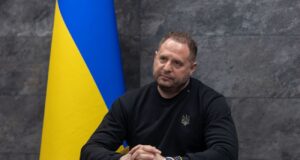 Андрій Єрмак отримав підозру у справі про легалізацію коштів У Зеленського зробили першу заяву про підозру Єрмака