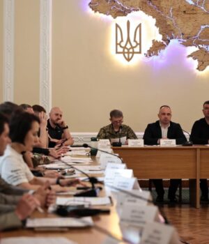 Скільки-на-Волині-платять-працівникам-екстреної-та-первинної-медичної-допомоги