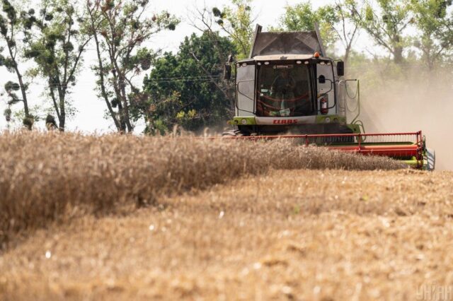 На тлі прогнозів про продовольчу кризу в світі, Україна збере цьогоріч менший врожай На-тлі-прогнозів-про-продовольчу-кризу-в-світі,-Україна-збере-цьогоріч-менший-врожай