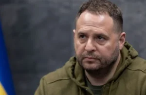 Єрмак після суду запевнив, що не планує тікати з України Єрмак після суду запевнив, що не планує тікати з України