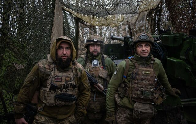 Ситуація в Покровську: Оборона триває, незважаючи на тиск ворога Сили оборони Покровськ не залишатимуть, але в Мирнограді ситуація складніша, – джерело