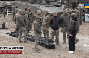 Українці розгромили НАТО на навчаннях у Швеції: 4 військових “розбили” колону західної техніки (відео) Українці-розгромили-НАТО-на-навчаннях-у-Швеції:-4-військових-“розбили”-колону-західної-техніки-(відео)
