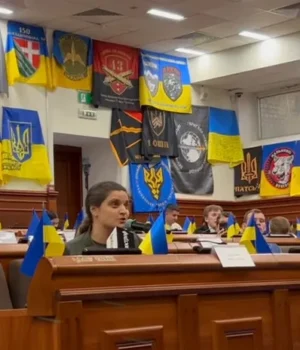 Берлінська відповіла на обвинувачення у тісній співпраці з Міндічем