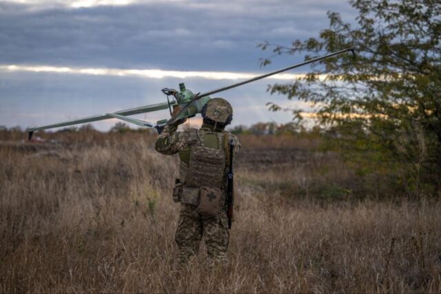 Нове покоління БПЛА дає Україні перевагу в ударах по глибинних цілях Нове-покоління-БПЛА-дає-Україні-перевагу-в-ударах-по-глибинних-цілях