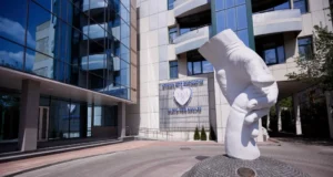 Хірурги звільняються з Центру кардіології та кардіохірургії на знак протесту проти реорганізації закладу Хірурги звільняються з Центру кардіології та кардіохірургії на знак протесту проти реорганізації закладу