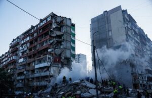 Розбиті будинки, багато загиблих та поранених: що відомо про кривавий обстріл Києва та області Розбиті-будинки,-багато-загиблих-та-поранених:-що-відомо-про-кривавий-обстріл-Києва-та-області