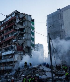 Розбиті-будинки,-багато-загиблих-та-поранених:-що-відомо-про-кривавий-обстріл-Києва-та-області