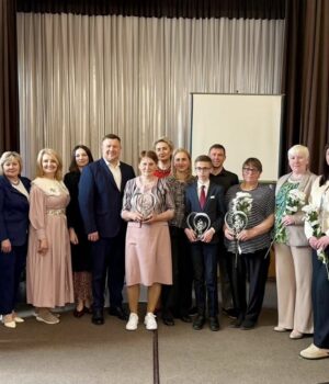 Сила-родини:-в-Нововолинську-відзначили-сім’ї-видатних-мешканців
