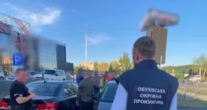 На Київщині викрили схему переправлення через кордон за $35 тисяч На Київщині викрили схему переправлення через кордон за $35 тисяч