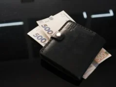 Кабмін затвердив виплати до Дня Незалежності Кабмін затвердив виплати до Дня Незалежності