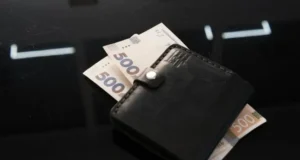Кабмін затвердив виплати до Дня Незалежності Кабмін затвердив виплати до Дня Незалежності