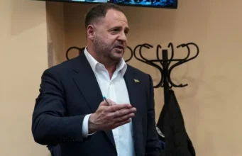Адвокат заявив, що заставу за Єрмака могли вже зібрати повністю Адвокат заявив, що заставу за Єрмака могли вже зібрати повністю