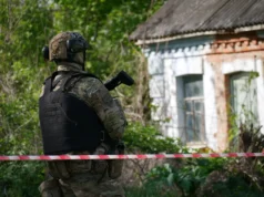 Убивцю поліцейського на Хмельниччині ліквідували під час спецоперації Убивцю поліцейського на Хмельниччині ліквідували під час спецоперації