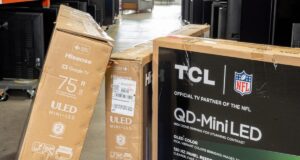 4 недоліки Mini LED-телевізорів, про які варто знати перед купівлею 4-недоліки-mini-led-телевізорів,-про-які-варто-знати-перед-купівлею