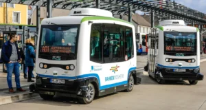 Автономні автобуси в Німеччині: майбутнє транспорту до 2033 року Автономні-автобуси-можуть-стати-звичним-явищем-у-Німеччині-вже-за-10-років,-частину-водіїв-замінить.