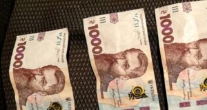 Волинянин дав грошей поліції, щоб не везли у ТЦК: як його покарав суд Волинянин-дав-грошей-поліції,-щоб-не-везли-у-ТЦК:-як-його-покарав-суд