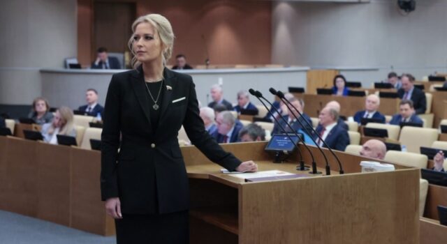 Яна Лантратова призначена новим омбудсменом з прав людини в Росії: контекст та звинувачення Нову-омбудсменку-РФ-чекає-суд-за-воєнні-злочини-проти-України.-Хто-така-Лантратова?