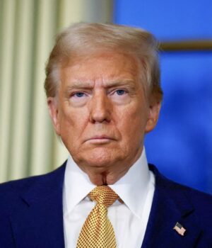 Трамп пригрозив Ірану “важкими часами”, якщо Тегеран не укладе угоду