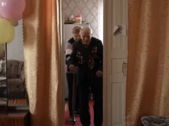 Сторічний ветеран щомісяця донатить ЗСУ з власної пенсії (відео) Сторічний ветеран щомісяця донатить ЗСУ з власної пенсії (відео)