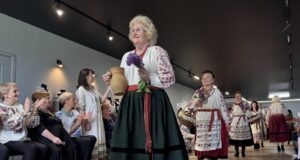 Триріччя «Університету вільного часу» та два роки етногалереї «Русовичі» в Нововолинську «Університет-вільного-часу»-та-етногалерея-«Русовичі»-відзначили-свої-річниці