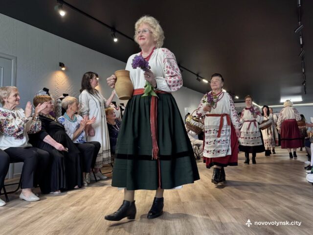 Триріччя «Університету вільного часу» та два роки етногалереї «Русовичі» в Нововолинську «Університет-вільного-часу»-та-етногалерея-«Русовичі»-відзначили-свої-річниці