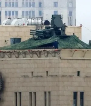 Московська ППО крім українських дронів збила власний гелікоптер