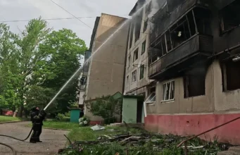 Російський авіаудар по Дружківці: жертви та руйнування російський-авіаудар-по-Дружківці-забрав-життя-людини-та-спричинив-пожежі
