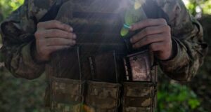 Нові деталі справи про “бронежилети Міндіча”: продаж не підтверджено Продані чи на складі? Що не так із гучною заявою ТСК щодо “бронежилетів Міндіча”