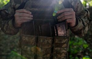 Нові деталі справи про “бронежилети Міндіча”: продаж не підтверджено Продані чи на складі? Що не так із гучною заявою ТСК щодо “бронежилетів Міндіча”