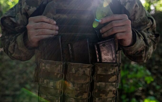 Нові деталі справи про “бронежилети Міндіча”: продаж не підтверджено Продані чи на складі? Що не так із гучною заявою ТСК щодо “бронежилетів Міндіча”