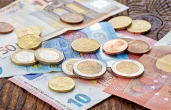 Нова перепона для отримання €90 мільярдів: в ЄС висунули Україні умову Нова-перепона-для-отримання-e90-мільярдів:-в-ЄС-висунули-Україні-умову