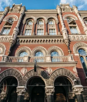Прифронтові області мають найскладніші умови для відбудови — НБУ