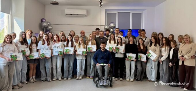 Юні чемпіони Нововолинської громади отримали фінансову підтримку від міста У-Нововолинську-кращі-спортсмени-громади-отримуватимуть-стипендію-міського-голови