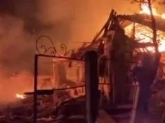 Масована атака шахедів на Конотоп: три постраждалих та зруйнована багатоповерхівка Масована-атака-шахедів-на-Конотоп:-троє-постраждалих,-частина-багатоповерхівки-зруйнована