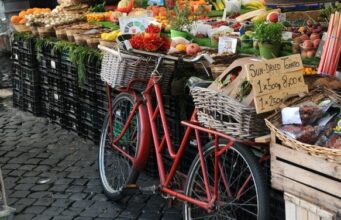 “Не знаю, як люди виживають”: біженка порівняла витрати у містах Німеччини та України “Не-знаю,-як-люди-виживають”:-біженка-порівняла-витрати-у-містах-Німеччини-та-України