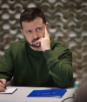 рф-готує-мобілізацію-100-тисяч-осіб-та-п'ять-сценаріїв-розширення-війни-–-Зеленський