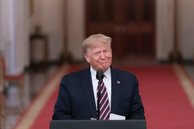 Трамп та його родина отримали імунітет від податкових перевірок Трамп-з-родиною-та-бізнесом-отримали-імунітет-від-податкових-перевірок-–-nyt
