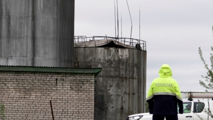 Балтійські країни на тлі загроз: українські дрони викликають тривогу Дрони-над-Балтикою:-НАТО-збиває-українські-безпілотники-–-і-вирішуватиме,-що-з-цим-робити-надалі