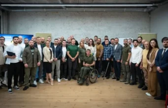 Уряд планує працевлаштувати 100 тисяч ветеранів до 2030 року Уряд планує працевлаштувати 100 тисяч ветеранів до 2030 року