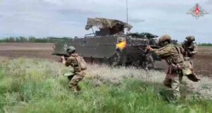 Росіяни просунулися у “сірій зоні” на Вовчанському напрямку — військовий оглядач Росіяни-просунулися-у-“сірій-зоні”-на-Вовчанському-напрямку-—-військовий-оглядач