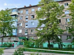 Ранкова атака на Дніпро: постраждала жінка та пошкоджено будівлі Ранкова-атака-на-Дніпро:-поранено-жінку,-пошкоджено-кілька-будинків