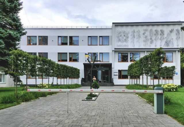 Волинські лісівники готові заплатити майже 42 мільйони гривень полтавській фірмі за охорону Волинські-лісівники-готові-заплатити-майже-42-мільйони-гривень-полтавській-фірмі-за-охорону