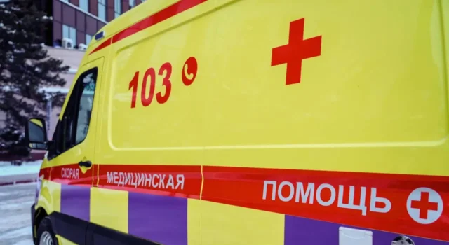 У Севастополі обвалився балкон з дітьми У Севастополі обвалився балкон з дітьми