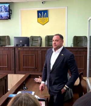 Суд-залишив-без-змін-рішення-щодо-запобіжного-заходу-для-Єрмака