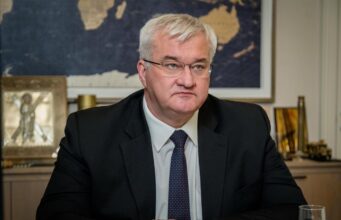 Глава МЗС України: Переломний момент у війні та три складові для миру У війні настає переломний момент, – Сибіга