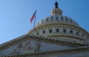 Конгрес США скасував голосування щодо обмеження військових дій Трампа проти Ірану Конгрес-США-скасував-голосування-про-обмеження-воєнних-дій-Трампа-проти-Ірану